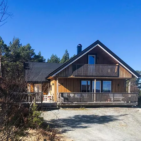 Holiday home Stunning In With Wifi *